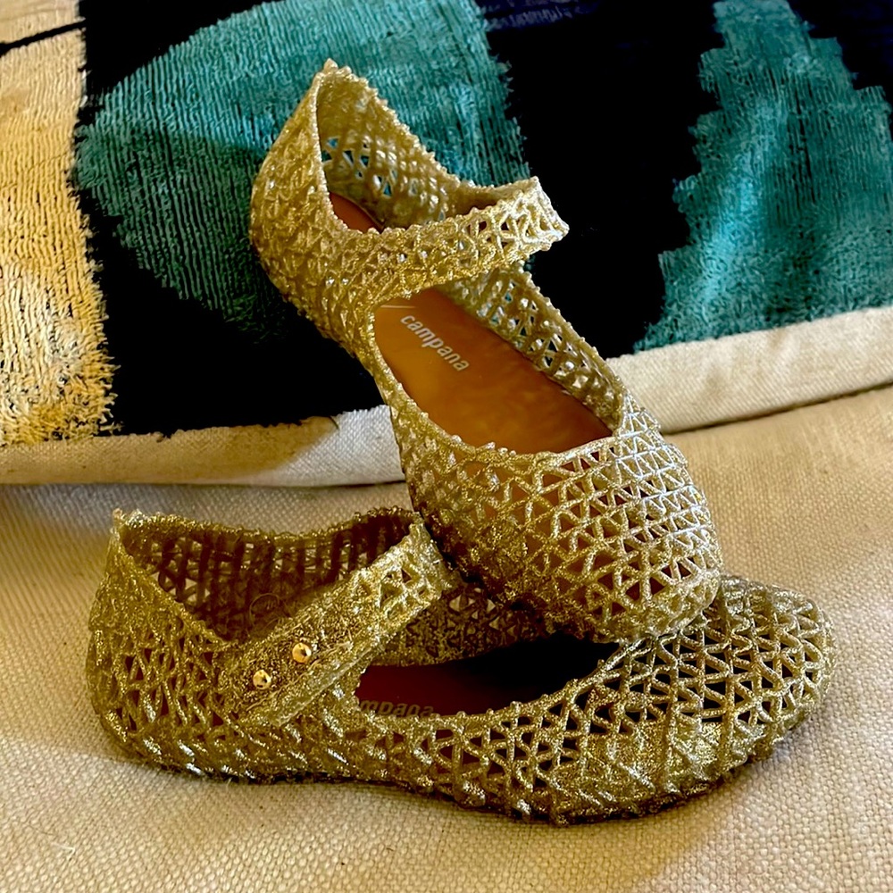 Mini Melissa gold Mary Jane size 11 like new.